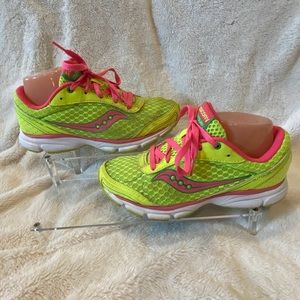 Saucony Outduel Grid Lightweight Athletic Active Running Workout Shoes Sz 7 VGC